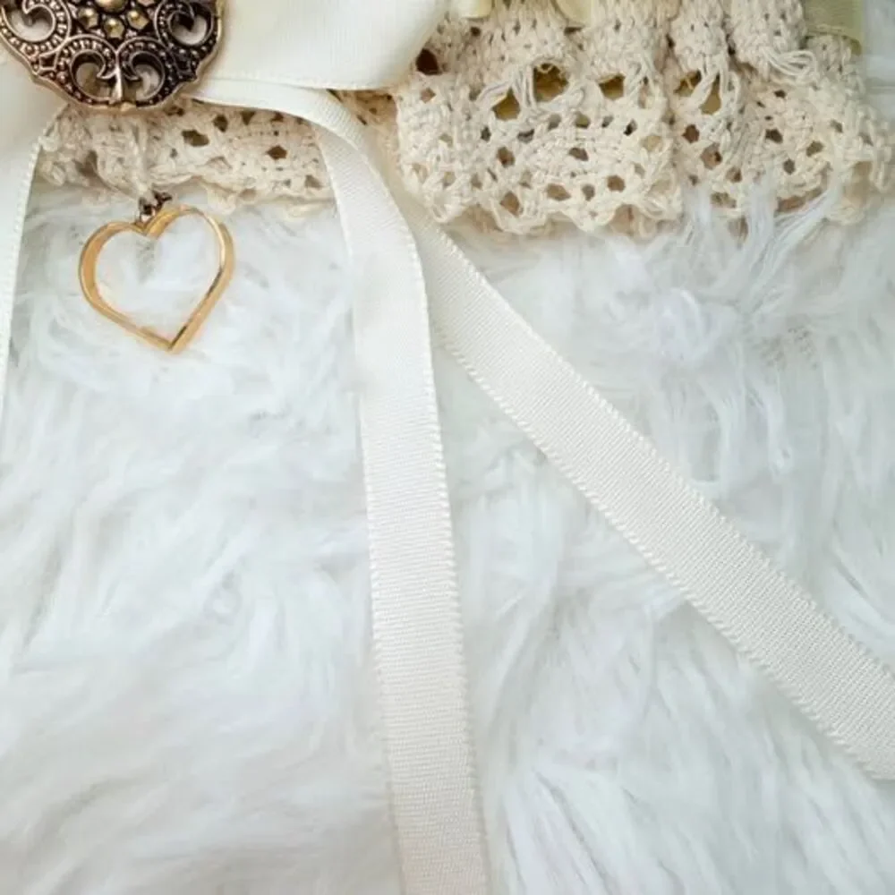 Ivory Lace Bridal Garter Wedding Garter Heart Charm Keepsake